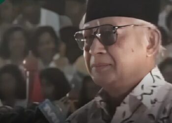 Buat Nyali Ciut, Terungkap Soeharto Pernah Pelototin Santri Wanita Ini, Berikut Penyebabnya