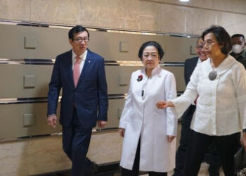 Diisukan Mundur dari Kabinet, Sri Mulyani Temui Megawati