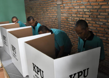 Pasangan Calon Presiden-Wakil Presiden Nomor Urut Dua Prabowo Subianto dan Gibran Rakabuming Raka menang telak di 2 tempat pemungutan suara (TPS) orang dengan gangguan jiwa (ODGJ). FOTO/Net. Ⓒ Hak cipta foto di atas dikembalikan sesungguhnya kepada pemilik foto