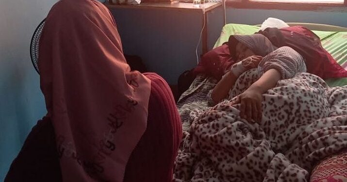 Meily Yana, Petugas PPS Desa Suak Keumede, Kecamatan Arongan Lambalek. Ia terpaksa dilarikan ke Puskesmas setempat akibat sakit. FOTO/Dok. Istimewa. Ⓒ Hak cipta foto di atas dikembalikan sesungguhnya kepada pemilik foto