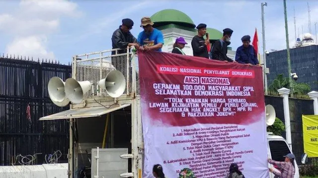 Ⓒ Hak cipta foto di atas dikembalikan sesungguhnya kepada pemilik foto Ⓒ Hak cipta foto di atas dikembalikan sesungguhnya kepada pemilik foto