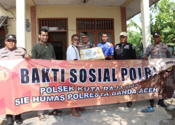Polresta Banda Aceh Bagikan Paket Ramadhan Untuk Disabilitas