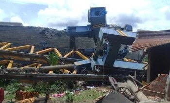 Breaking News: Crane Girder Flyover Bantaian Ambruk Timpa KA Babaranjang, Sejumlah Pekerja Dikabarkan Luka