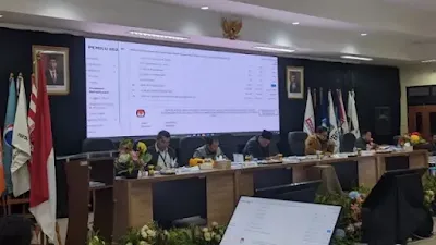 Ⓒ Hak cipta foto di atas dikembalikan sesungguhnya kepada pemilik foto Ⓒ Hak cipta foto di atas dikembalikan sesungguhnya kepada pemilik foto