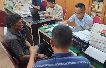 Berjuang Mempertahankan Tanah Adat, Ketua Adat Dolok Parmonangan Diculik Polisi Berpakaian Preman