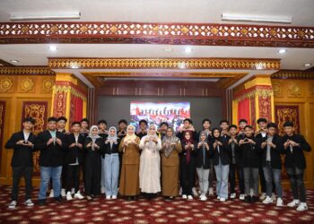 Mellani Dukung Marching Band Gita Handayani Terus Berkarya