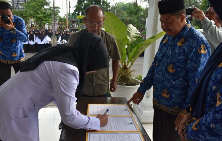 549 PPPK Langsa Terima SK Pengangkatan