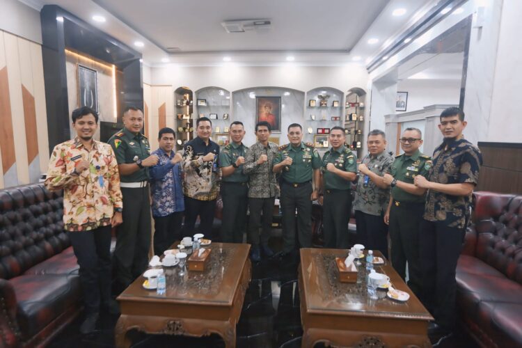 Ⓒ Hak cipta foto di atas dikembalikan sesungguhnya kepada pemilik foto Ⓒ Hak cipta foto di atas dikembalikan sesungguhnya kepada pemilik foto