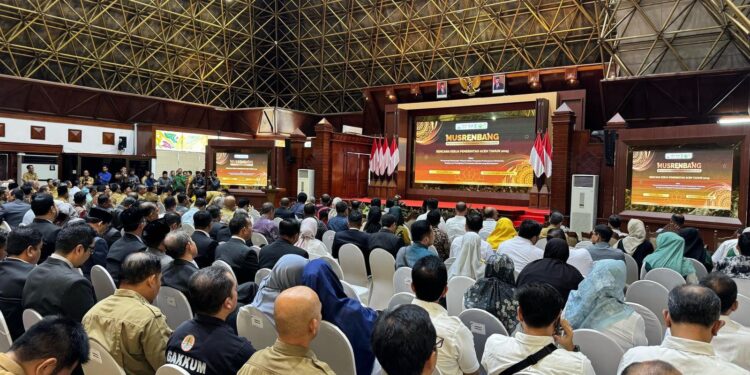 Ⓒ Hak cipta foto di atas dikembalikan sesungguhnya kepada sang pemilik foto Ⓒ Hak cipta foto di atas dikembalikan sesungguhnya kepada pemilik foto