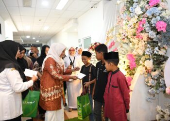 Puluhan Anak Ikuti Sunat Masal di RSIA