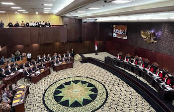 Mahkamah Konstitusi (MK) memutuskan menolak seluruh gugatan Perselisihan Hasil Pemilihan Umum (PHPU) Pilpres 2024 yang diajukan pasangan capres-cawapres nomor urut 1, Anies Baswedan dan Muhaimin Iskandar (Cak Imin). FOTO/Net. Ⓒ Hak cipta foto di atas dikembalikan sesungguhnya kepada pemilik foto