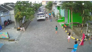 Ⓒ Hak cipta foto di atas dikembalikan sesungguhnya kepada pemilik foto Ⓒ Hak cipta foto di atas dikembalikan sesungguhnya kepada pemilik foto