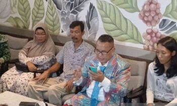 Hotman Paris Bikin Tangis Keluarga Vina Pecah, Terungkap Ini yang Dikatakan Tim Pengacara 911: Nanti Gimana Bayarnya
