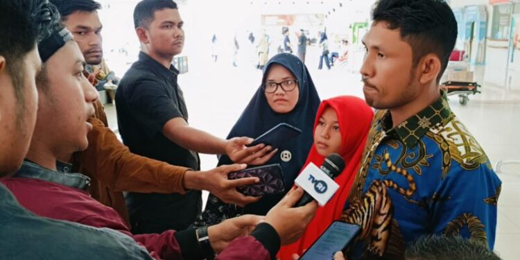 Ⓒ Hak cipta foto di atas dikembalikan sesungguhnya kepada sang pemilik foto Ⓒ Hak cipta foto di atas dikembalikan sesungguhnya kepada pemilik foto