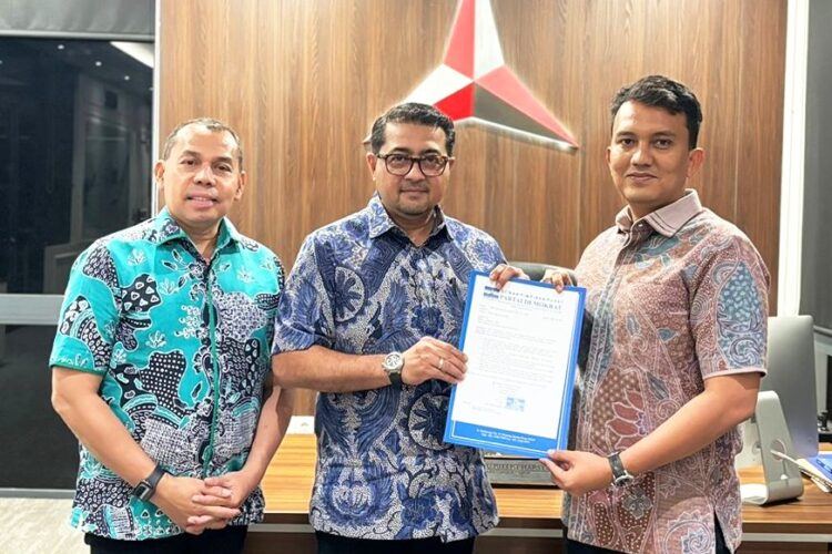 Maju Calon Walikota Banda Aceh, Haeqal Terima Surat Tugas DPP Demokrat