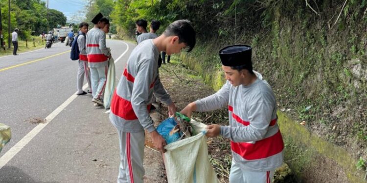 Ⓒ Hak cipta foto di atas dikembalikan sesungguhnya kepada pemilik foto