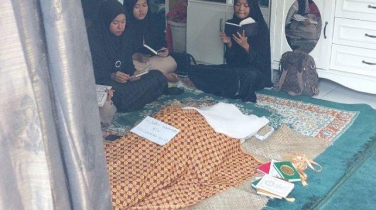 Ⓒ Hak cipta foto di atas dikembalikan sesungguhnya kepada pemilik foto