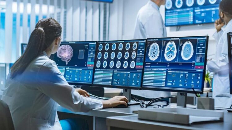 Die Rolle von KI und Machine Learning für Predictive Analytics im Gesundheitswesen SaaS. FOTO/HealthTechZone. Ⓒ Hak cipta foto di atas dikembalikan sesungguhnya kepada pemilik foto