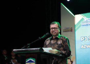 Sekda Aceh menutup secara resmi festival bazar UMKM Expo Aceh Besar dalam rangka HUT Kota Jantho ke-40 dan HKG PKK ke-52, yang berlangsung di Komplek Jantho Sport City (JSC), Kota Jantho, Aceh Besar, Sabtu (01/06/2024) malam. FOTO/Dok. Diskominfo Aceh Besar. Ⓒ Hak cipta foto di atas dikembalikan sesungguhnya kepada pemilik foto