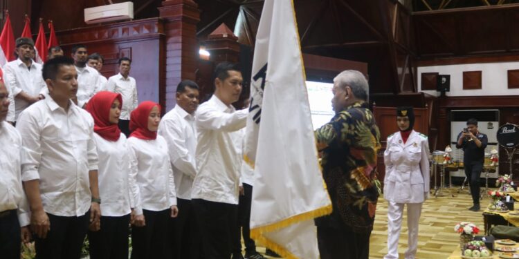 Ⓒ Hak cipta foto di atas dikembalikan sesungguhnya kepada sang pemilik foto Ⓒ Hak cipta foto di atas dikembalikan sesungguhnya kepada pemilik foto