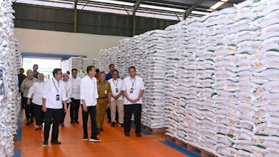 Impor Beras 2,2 Juta Ton Gagal Turunkan Harga, Malah Lahirkan Dugaan Korupsi Rp3 Triliun