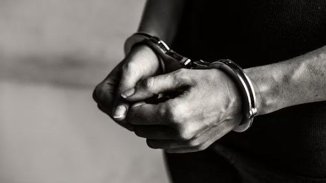 Ambil Pesanan Ojek Online Sambil Telanjang, Remaja di Bandung Viral, Kini Diringkus Polisi