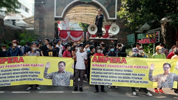 Ⓒ Hak cipta foto di atas dikembalikan sesungguhnya kepada pemilik foto Ⓒ Hak cipta foto di atas dikembalikan sesungguhnya kepada pemilik foto