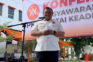 Ⓒ Hak cipta foto di atas dikembalikan sesungguhnya kepada pemilik foto Ⓒ Hak cipta foto di atas dikembalikan sesungguhnya kepada pemilik foto