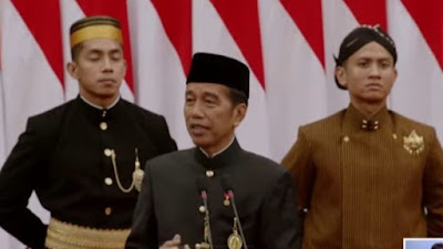 Curahan Hati Jokowi Kepada Rakyat: Mohon Maaf Untuk Setiap Hati yang Kecewa