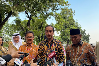 Ⓒ Hak cipta foto di atas dikembalikan sesungguhnya kepada pemilik foto Ⓒ Hak cipta foto di atas dikembalikan sesungguhnya kepada pemilik foto