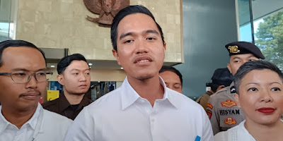 Ⓒ Hak cipta foto di atas dikembalikan sesungguhnya kepada pemilik foto Ⓒ Hak cipta foto di atas dikembalikan sesungguhnya kepada pemilik foto