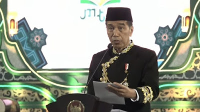 Ⓒ Hak cipta foto di atas dikembalikan sesungguhnya kepada pemilik foto Ⓒ Hak cipta foto di atas dikembalikan sesungguhnya kepada pemilik foto