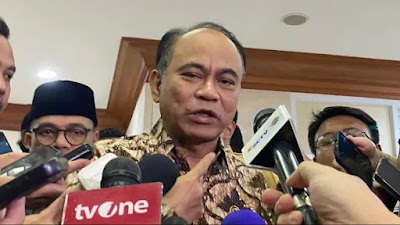 Ⓒ Hak cipta foto di atas dikembalikan sesungguhnya kepada pemilik foto Ⓒ Hak cipta foto di atas dikembalikan sesungguhnya kepada pemilik foto