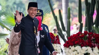 Ⓒ Hak cipta foto di atas dikembalikan sesungguhnya kepada pemilik foto Ⓒ Hak cipta foto di atas dikembalikan sesungguhnya kepada pemilik foto