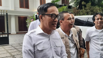 Ⓒ Hak cipta foto di atas dikembalikan sesungguhnya kepada pemilik foto Ⓒ Hak cipta foto di atas dikembalikan sesungguhnya kepada pemilik foto