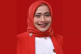 Ⓒ Hak cipta foto di atas dikembalikan sesungguhnya kepada sang pemilik foto Ⓒ Hak cipta foto di atas dikembalikan sesungguhnya kepada pemilik foto