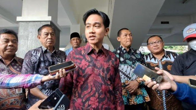 Ⓒ Hak cipta foto di atas dikembalikan sesungguhnya kepada pemilik foto Ⓒ Hak cipta foto di atas dikembalikan sesungguhnya kepada pemilik foto