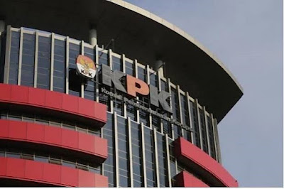 Ⓒ Hak cipta foto di atas dikembalikan sesungguhnya kepada sang pemilik foto Ⓒ Hak cipta foto di atas dikembalikan sesungguhnya kepada pemilik foto