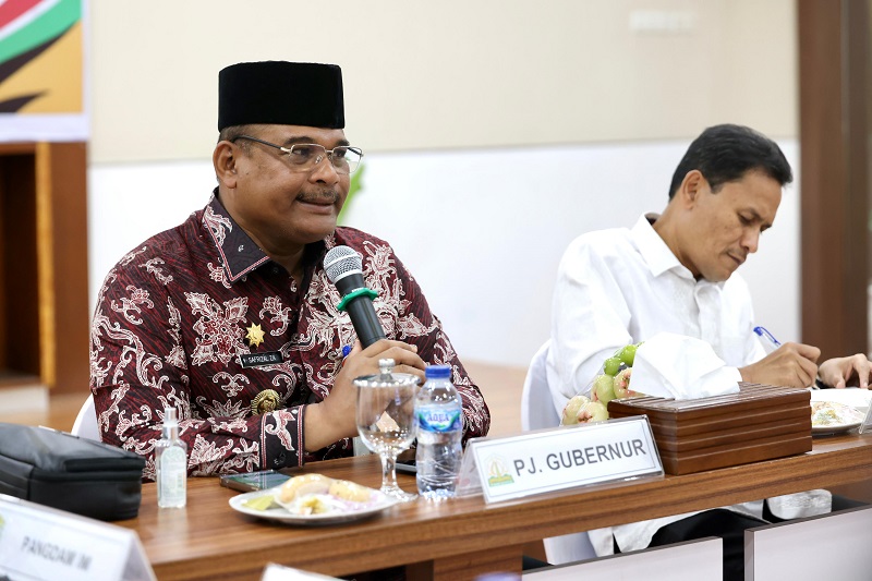 Pj Gubernur Aceh Tegaskan Cabut Izin SPBU Pelanggar BBM Subsidi