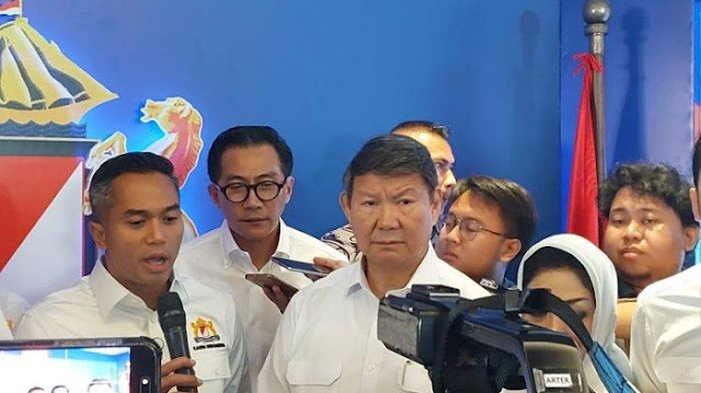 Ⓒ Hak cipta foto di atas dikembalikan sesungguhnya kepada pemilik foto Ⓒ Hak cipta foto di atas dikembalikan sesungguhnya kepada pemilik foto