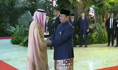 Ⓒ Hak cipta foto di atas dikembalikan sesungguhnya kepada pemilik foto Ⓒ Hak cipta foto di atas dikembalikan sesungguhnya kepada pemilik foto