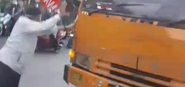 Ⓒ Hak cipta foto di atas dikembalikan sesungguhnya kepada sang pemilik foto Ⓒ Hak cipta foto di atas dikembalikan sesungguhnya kepada pemilik foto