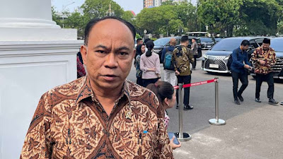 Ⓒ Hak cipta foto di atas dikembalikan sesungguhnya kepada pemilik foto Ⓒ Hak cipta foto di atas dikembalikan sesungguhnya kepada pemilik foto