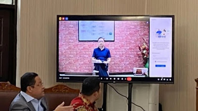 Ⓒ Hak cipta foto di atas dikembalikan sesungguhnya kepada sang pemilik foto Ⓒ Hak cipta foto di atas dikembalikan sesungguhnya kepada pemilik foto