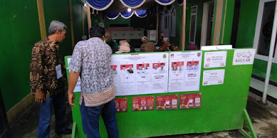 Ⓒ Hak cipta foto di atas dikembalikan sesungguhnya kepada pemilik foto Ⓒ Hak cipta foto di atas dikembalikan sesungguhnya kepada pemilik foto