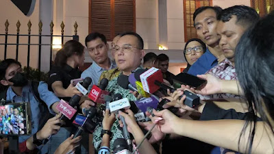 Ⓒ Hak cipta foto di atas dikembalikan sesungguhnya kepada pemilik foto Ⓒ Hak cipta foto di atas dikembalikan sesungguhnya kepada pemilik foto