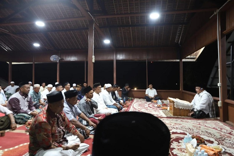 Abah Junaidi: Umat Islam Haram Ucap Selamat Natal dan Tahun Baru