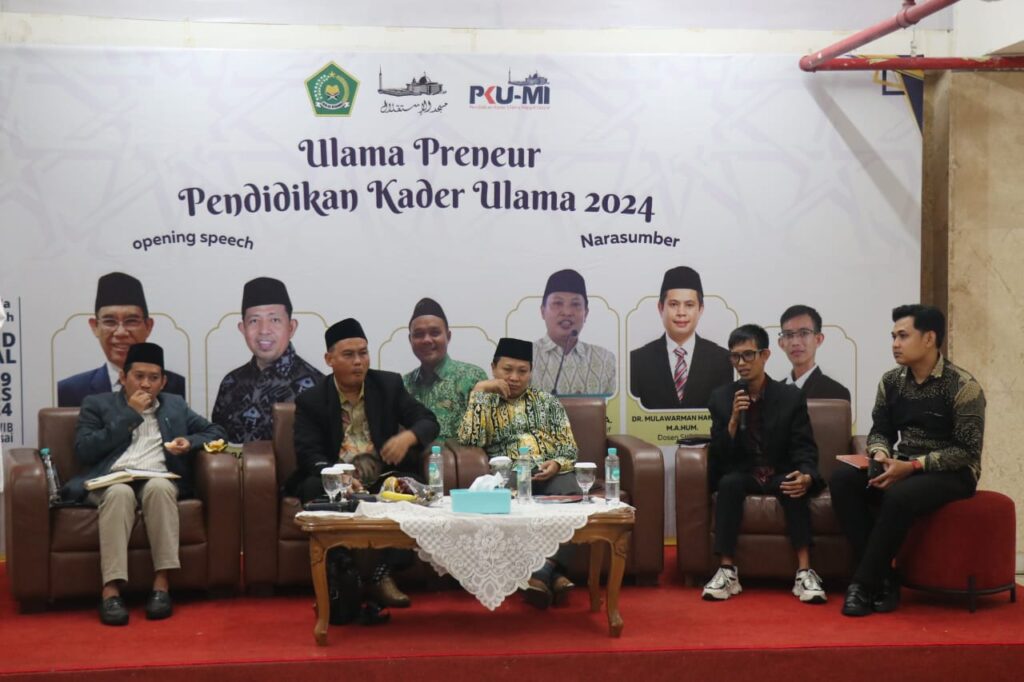 Masjid Istiqlal melalui Pendidikan Kader Ulama Masjid Istiqlal (PKUMI) menggelar kegiatan kemitraan bersama dengan Kementerian Agama Republik Indonesia (Kemenag RI). Kegiatan bertujuan untuk memberi pembekalan kepada calon ulama PKUMI dalam membangun bisnis. FOTO/Dok. PKUMI. Ⓒ Hak cipta foto di atas dikembalikan sesungguhnya kepada pemilik foto
