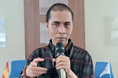 Ⓒ Hak cipta foto di atas dikembalikan sesungguhnya kepada sang pemilik foto Ⓒ Hak cipta foto di atas dikembalikan sesungguhnya kepada pemilik foto