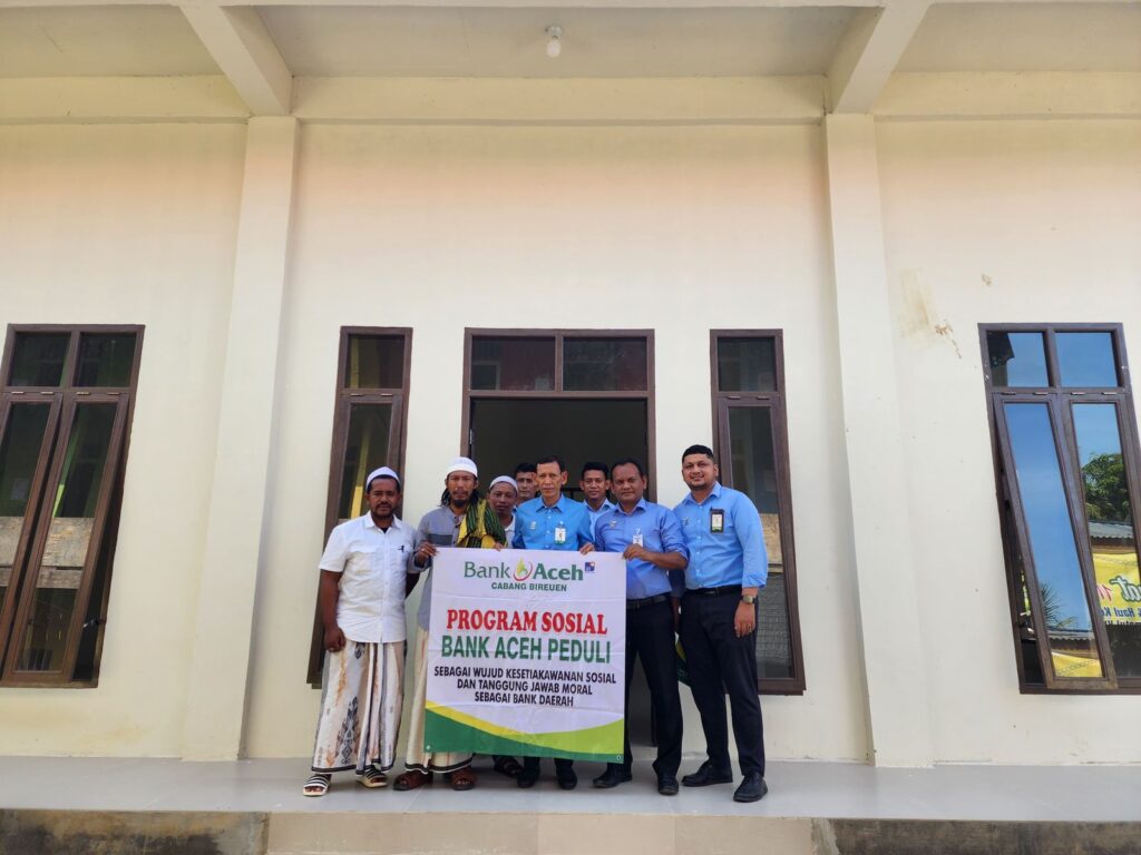 Bank Aceh juga menyalurkan bantuan dalam rangka pengembangan usaha masyarakat melalui pendampingan dan peningkatan kapasitas soft skill melalui sejumlah pelatihan. FOTO/Dok. Bank Aceh Syariah (BAS). Ⓒ Hak cipta foto di atas dikembalikan sesungguhnya kepada pemilik foto
